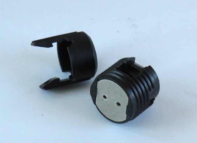 BJB socket no. 25.206/GY6.35 incl. holder with M10x1
